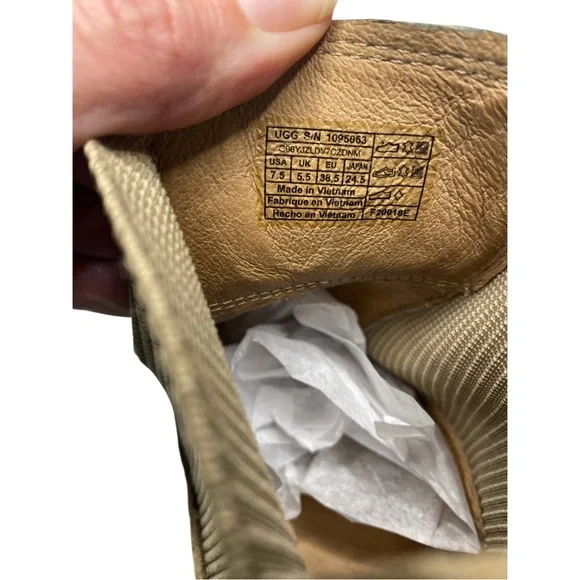 UGG Women's Tan Suede Ankle Boots - Picture 6 of 8